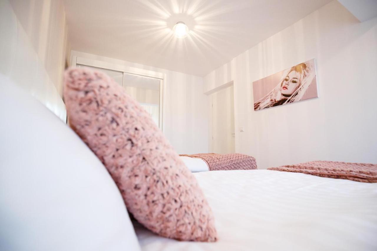 Metropolitan Iassium Apartments ياش المظهر الخارجي الصورة